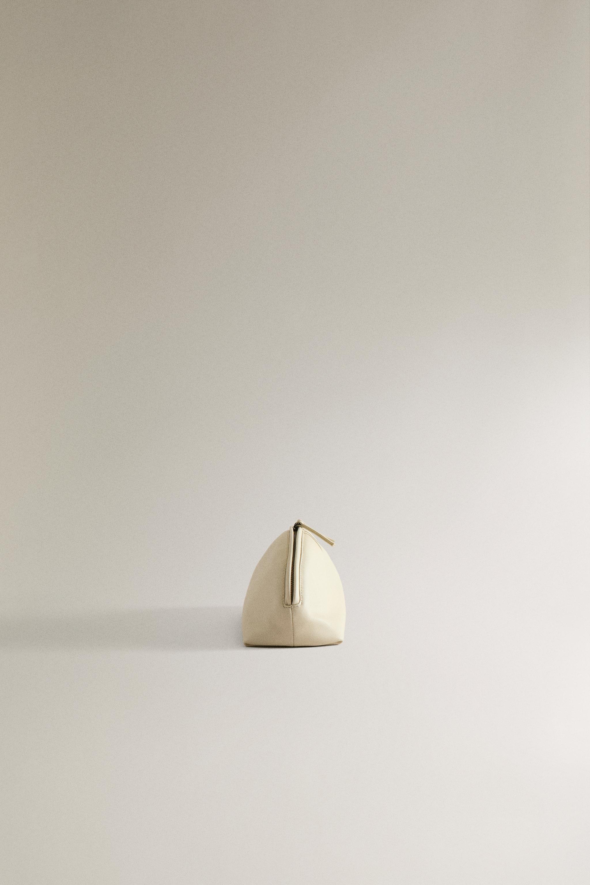 TROUSSE DE TOILETTE CUIR DEMI-LUNE
