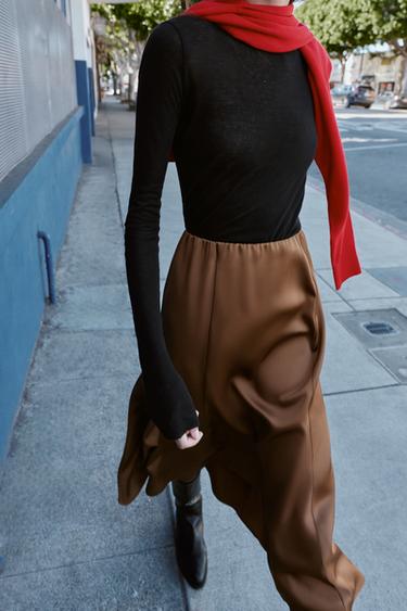 JUPE MI-LONGUE SATINÉE - Caramel de Zara - Image 4