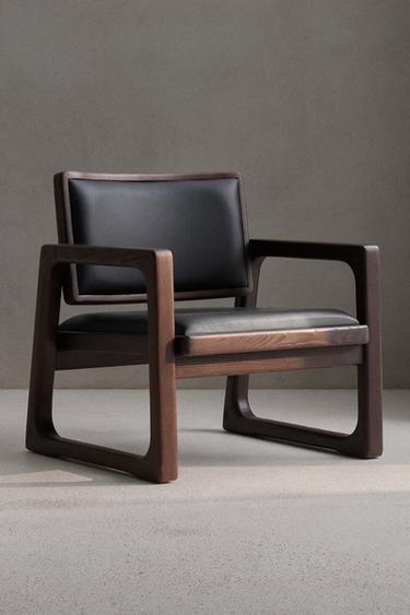 LOUNGE CHAIR 03 - Preto / Marrom da Zara