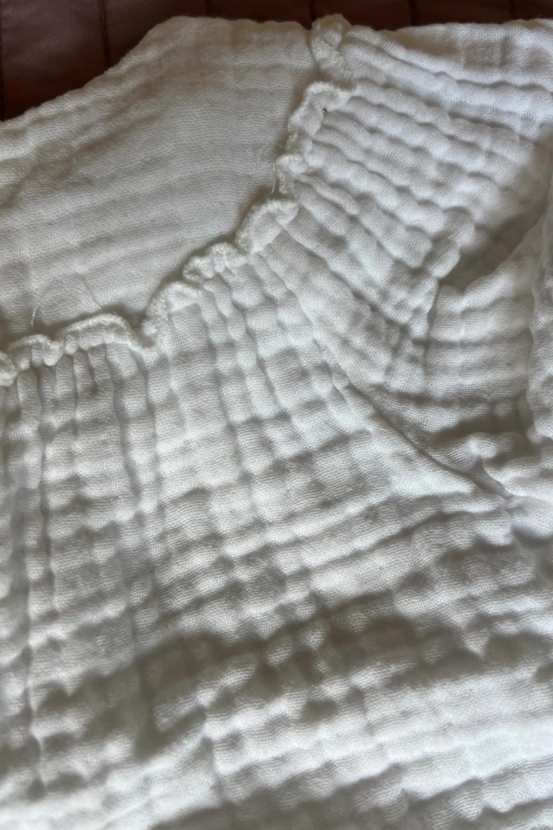SCALLOPED TEXTURED SET - Image 3