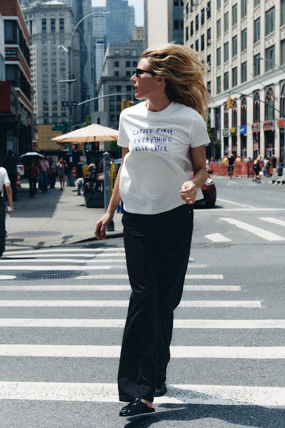 CAMISETA TEXTO - Blanco de Zara - Imagen 0