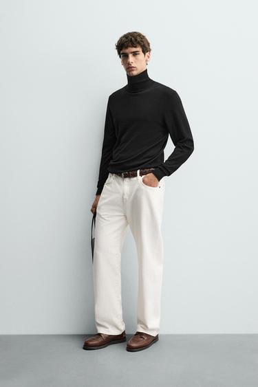SUÉTER CUELLO ALTO BÁSICO - Negro de Zara