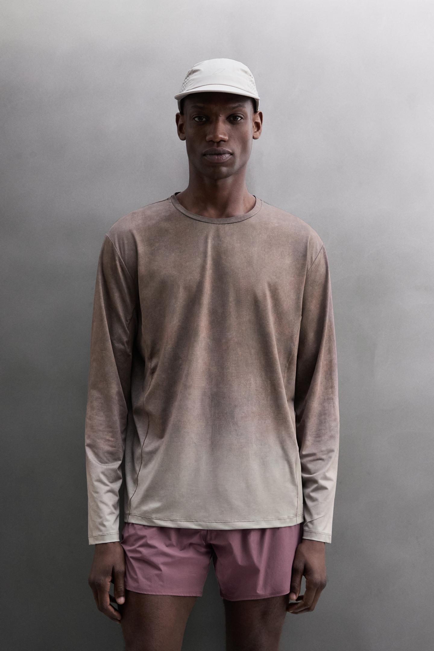 Мужская футболка Zara Gradient Technical Running, цвет: Бордовый — фото 2