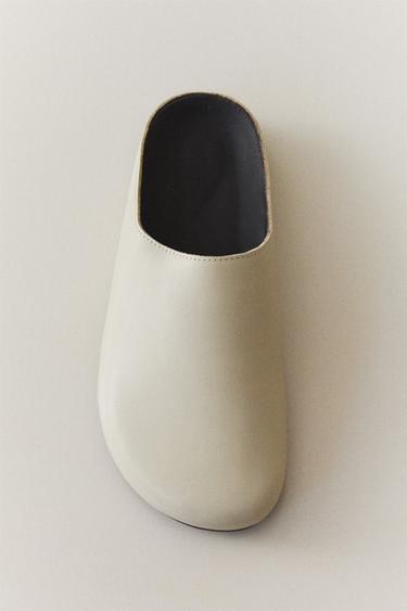 MINIMALIST LEATHER CLOGS - White by Zara