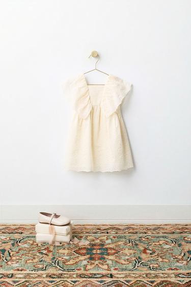 LOOK - Green by Zara