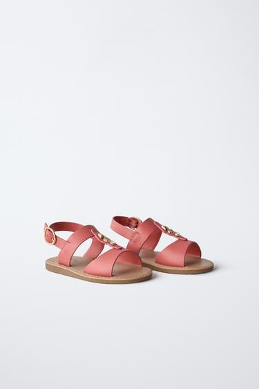 DETAILED SANDALS - Fuchsia by Zara