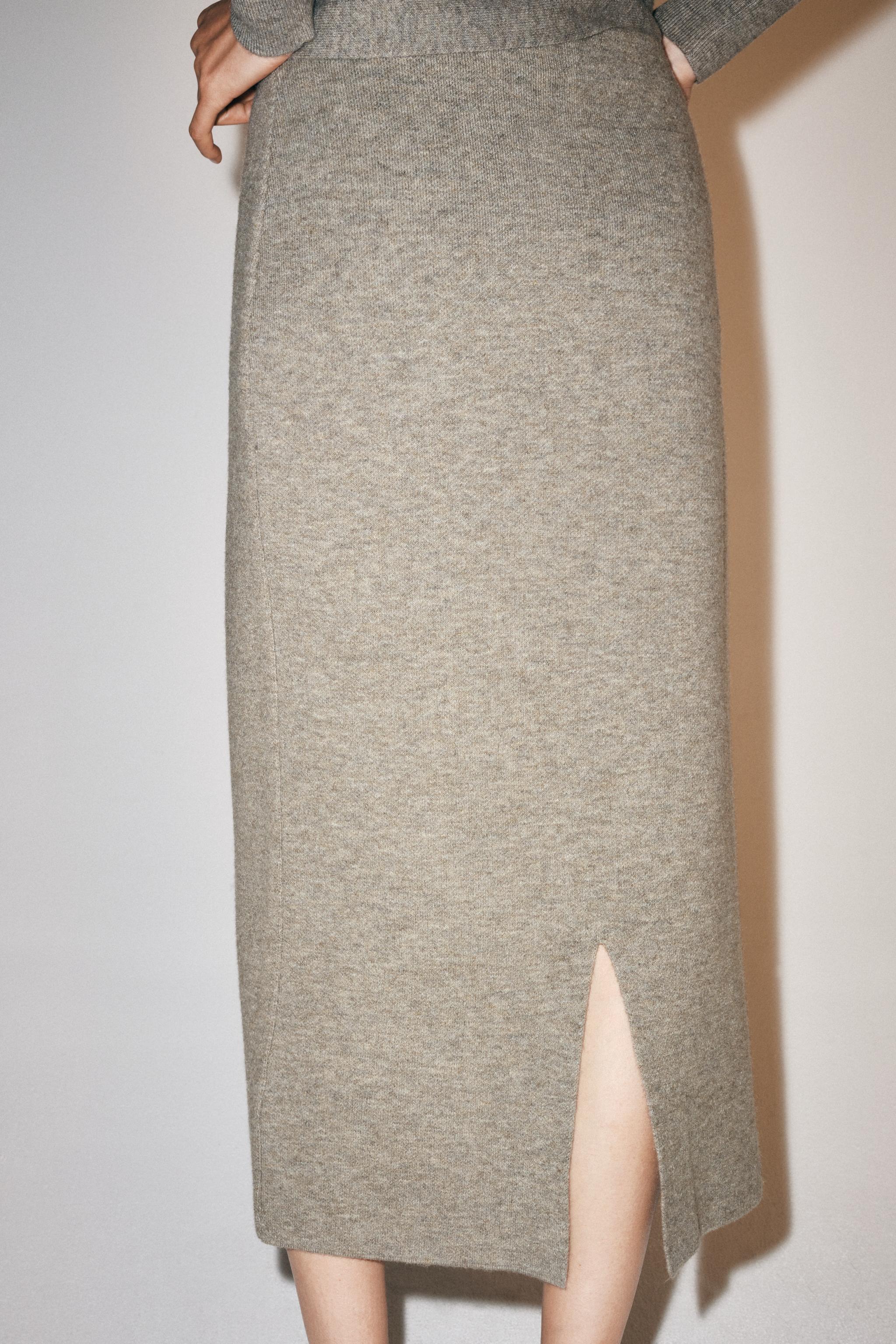 KNIT MIDI SKIRT