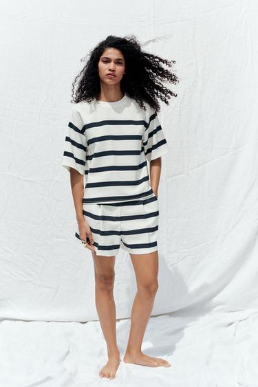 STRIPED SHORT SLEEVE TOP - White / Navy by Zara
