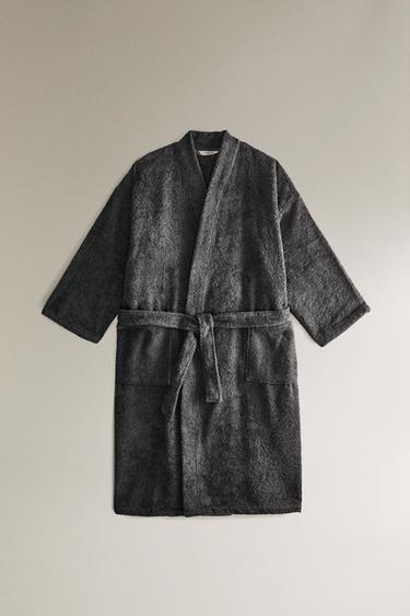 BADEMANTEL AUS PREMIUM-BAUMWOLLE (420 GXM²) - Dunkelgrau von Zara
