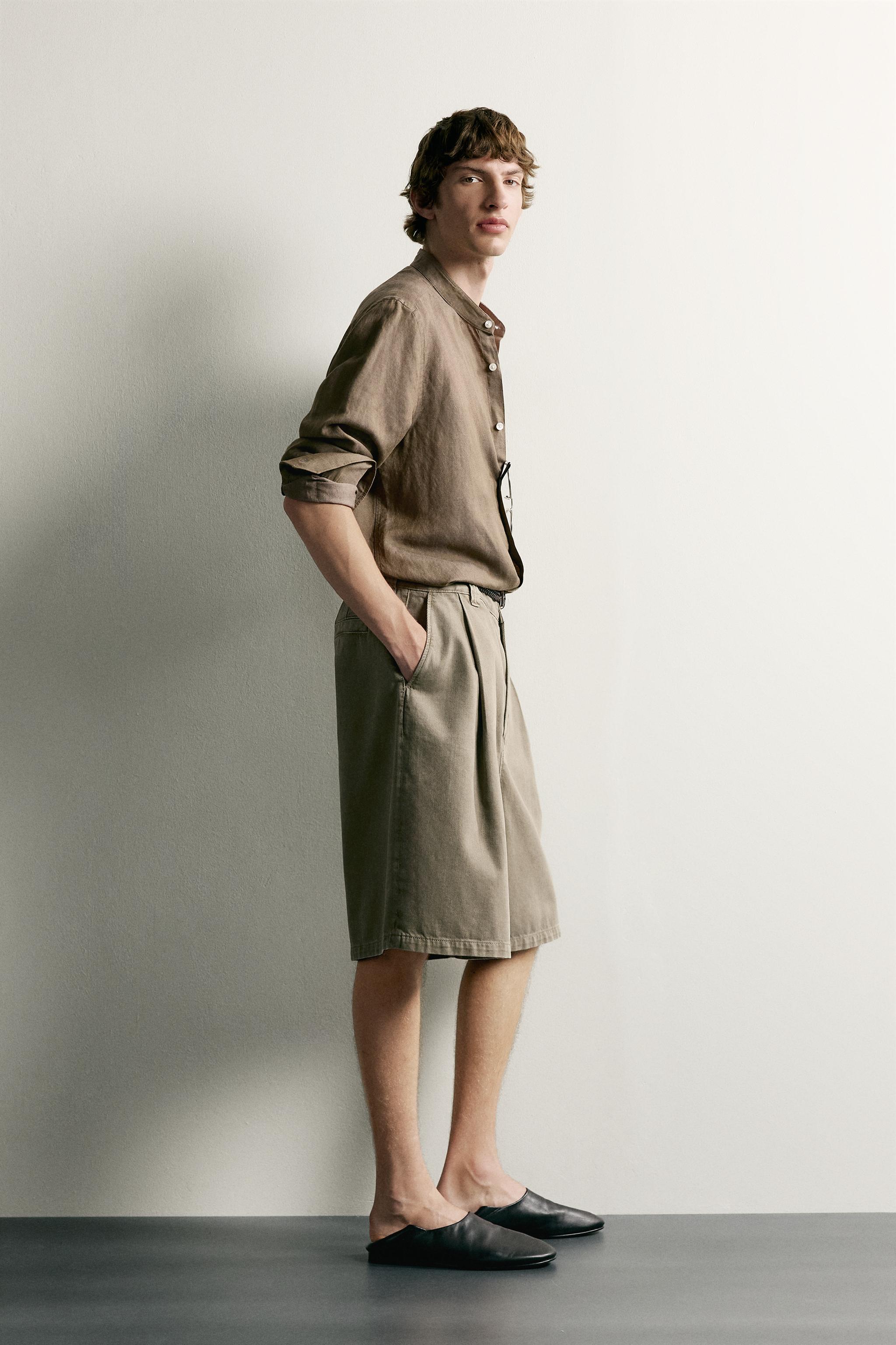 Wide-Leg Pleated Bermuda Shorts