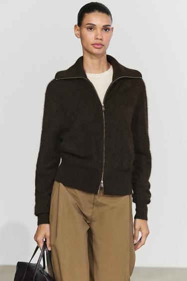 Brushed high-neck knit cardigan — Brown 2
