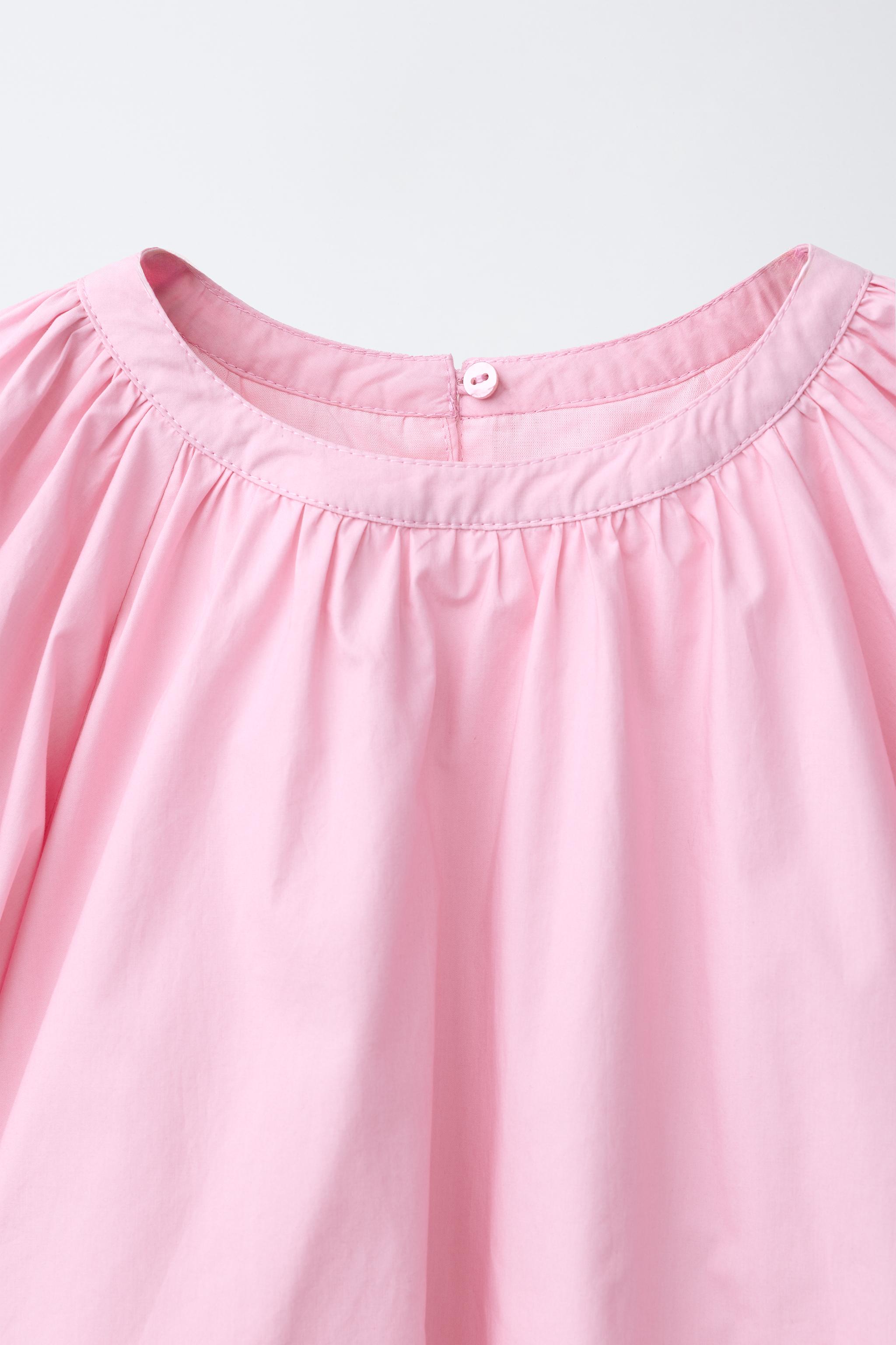 JEWEL BUTTON PUFF SLEEVE TOP