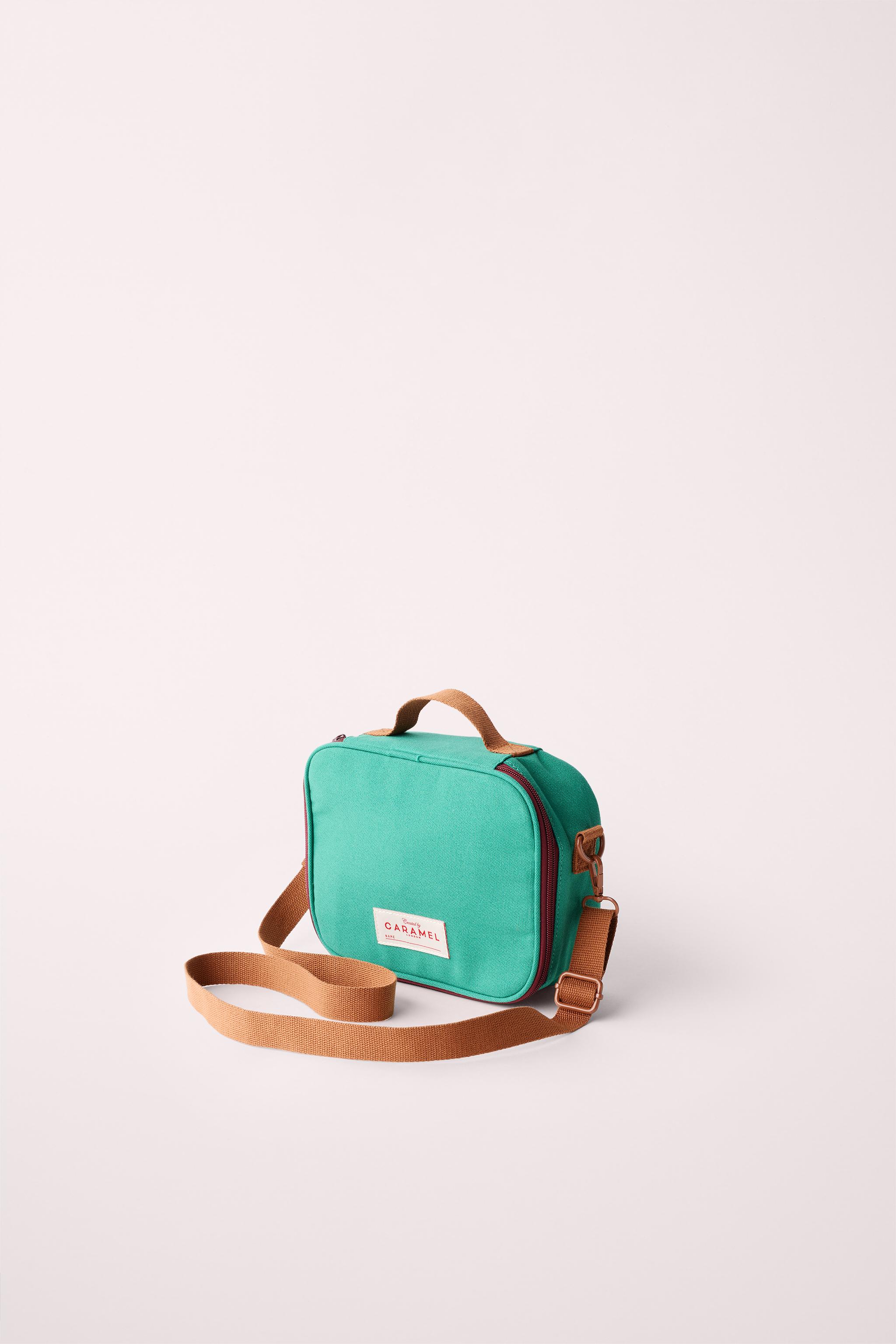 NEVERA TÉRMICA CREATED BY CARAMEL LONDON X ZARA