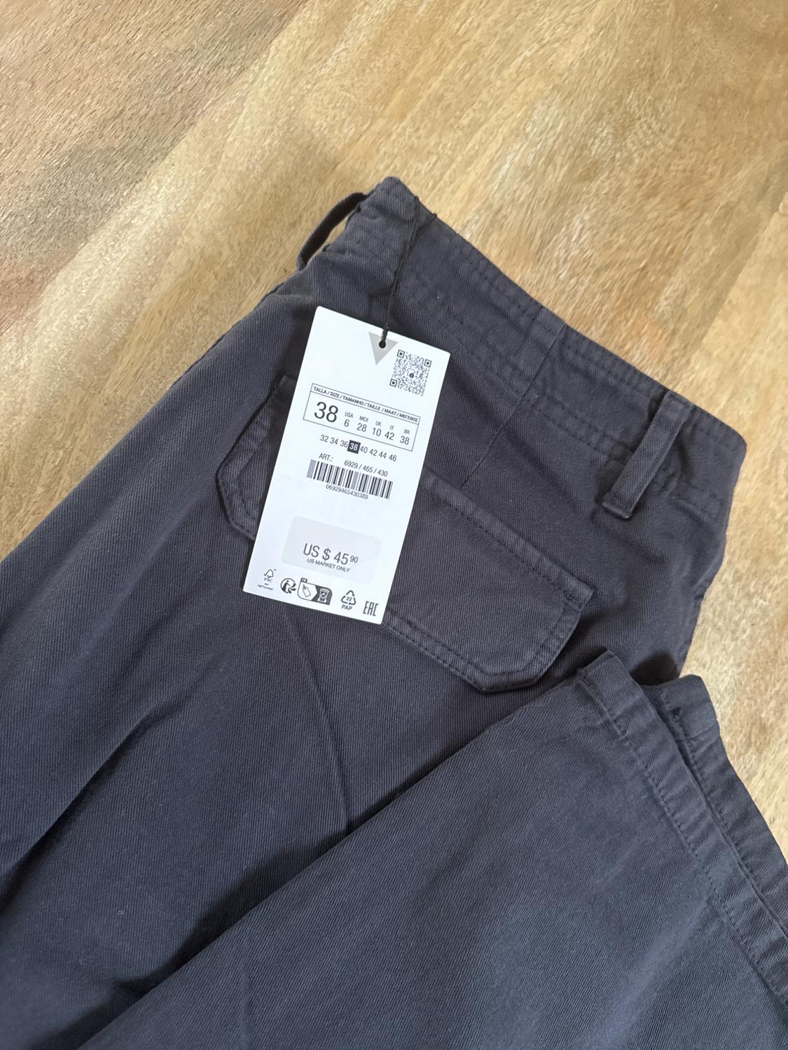 HIGH-RISE STRAIGHT-FIT TRF CARGO TROUSERS - Image 4