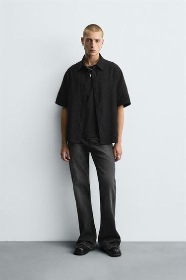 חולצת JACQUARD עם דוגמה גאומטרית - שחור של Zara