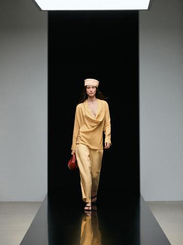 Zara Product image - Mustard - Image 0