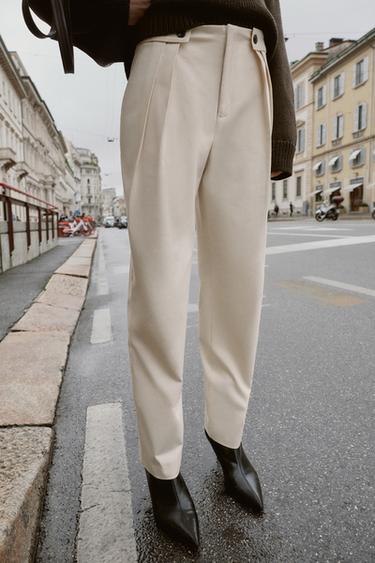 CARROT FIT TROUSERS WITH BUTTON WAIST - Ecru by Zara