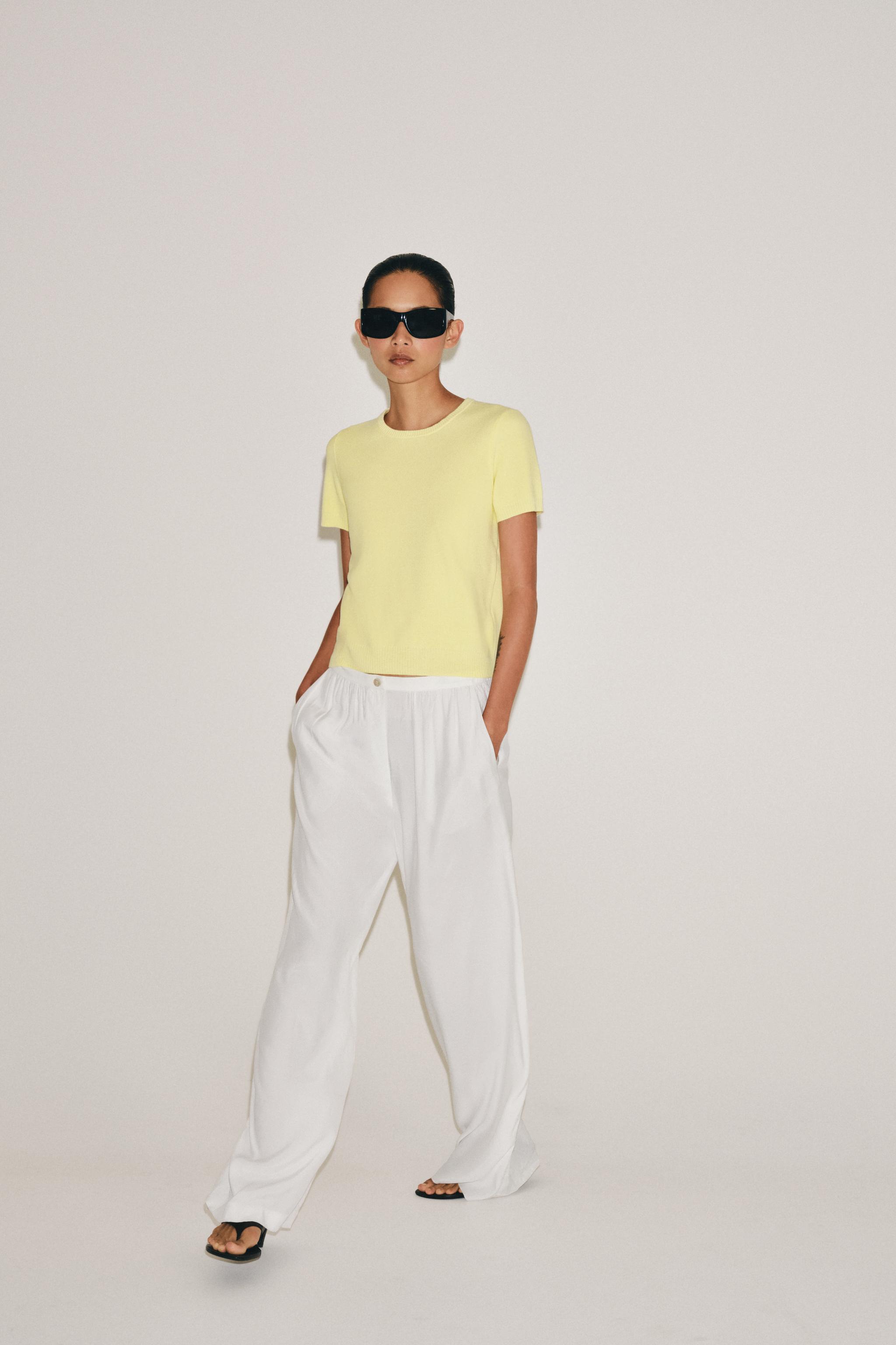 SHORT SLEEVE KNIT TOP — Light yellow