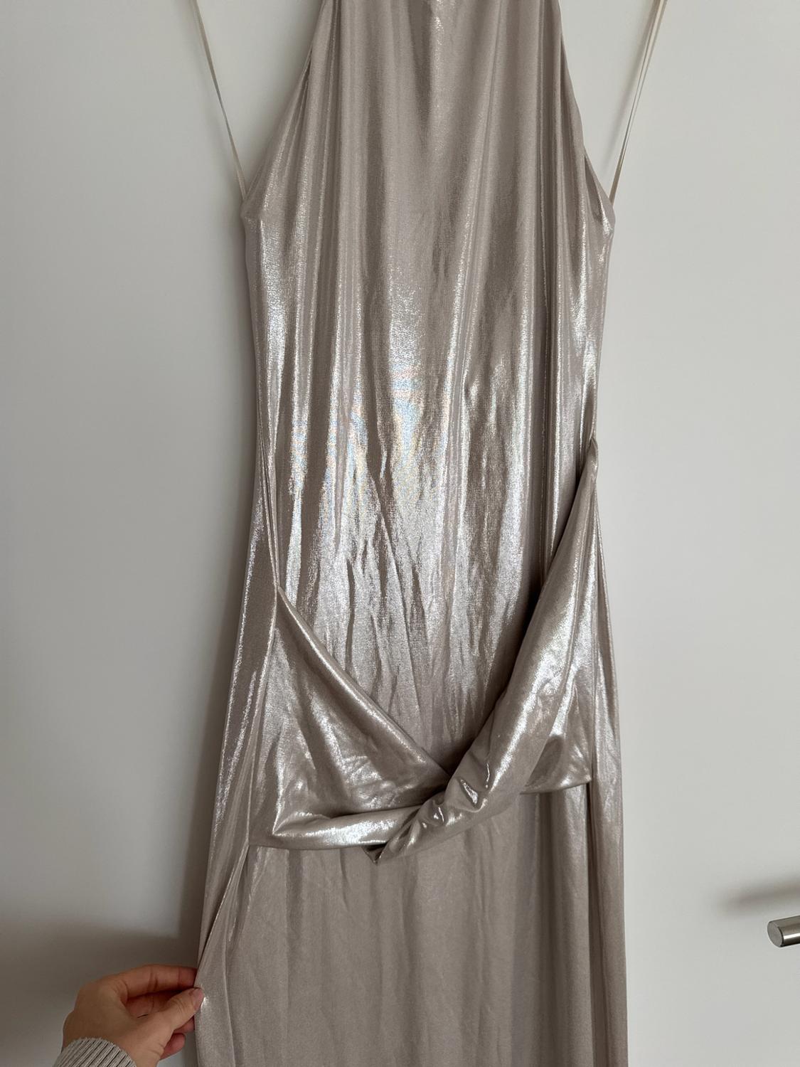 ΜΑΚΡΥ ΦΟΡΕΜΑ ΜΕ ΛΑΙΜΟΚΟΨΗ HALTER FOIL - Image 2