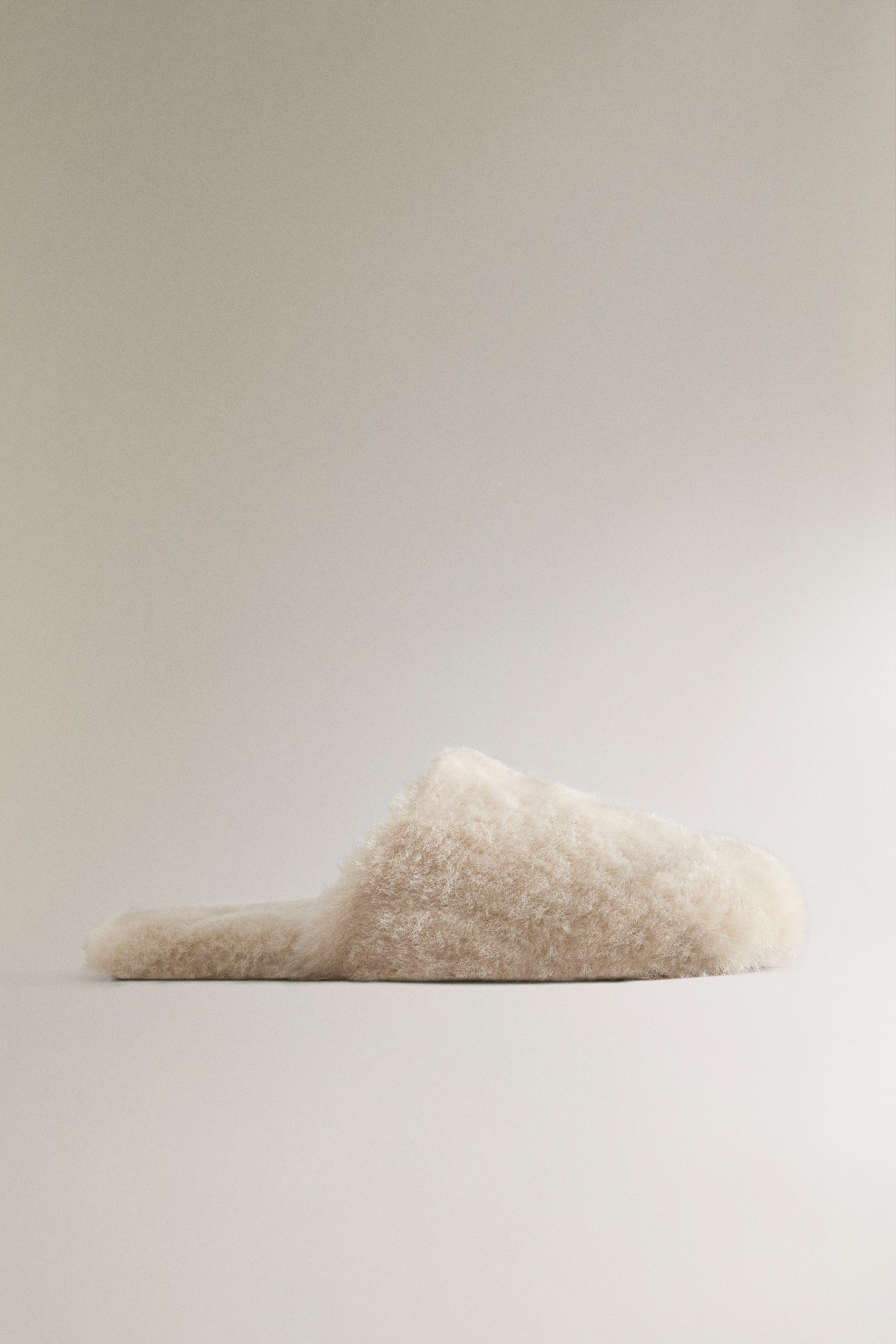 FAUX FUR MULE SLIPPERS