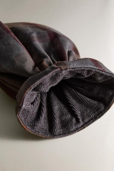 CHILDREN'S TARTAN CHECK OVEN GLOVE - Brown-Blue by Zara - Image 2