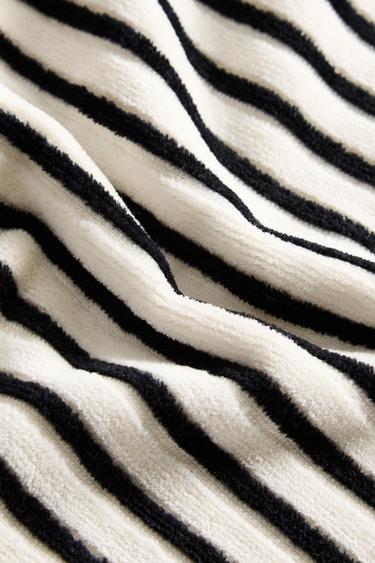 STRIPED VELOUR BATH TOWEL - Sand / Black by Zara - Image 3