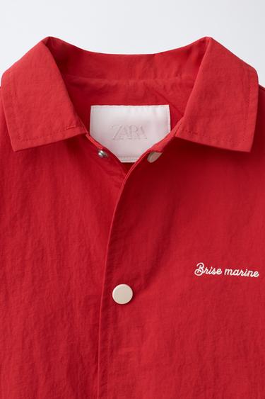LIGHTWEIGHT WATER-REPELLENT RAINCOAT WITH EMBROIDERED TEXT - Red by Zara - Image 2