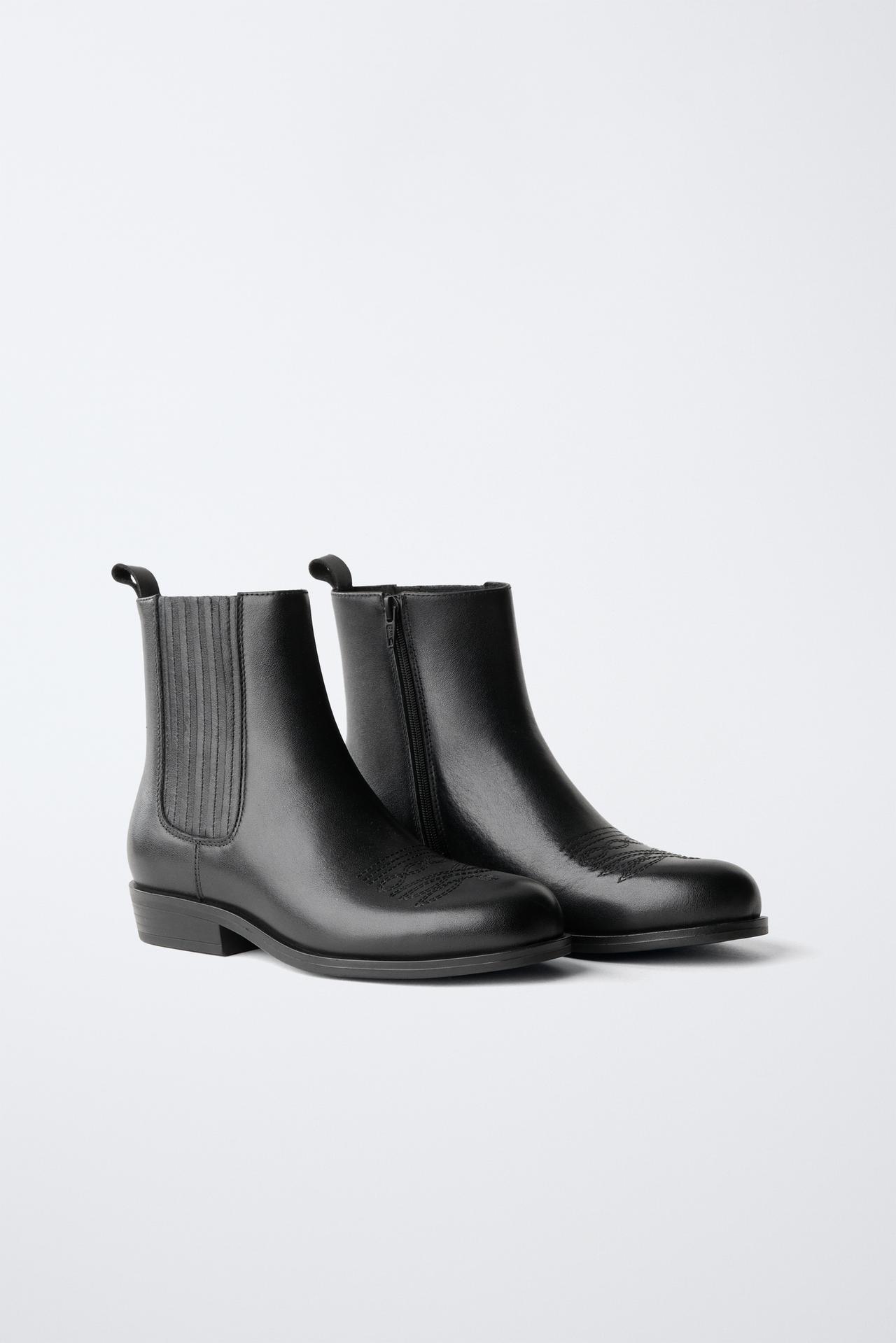 LEATHER COWBOY ANKLE BOOTS — Black