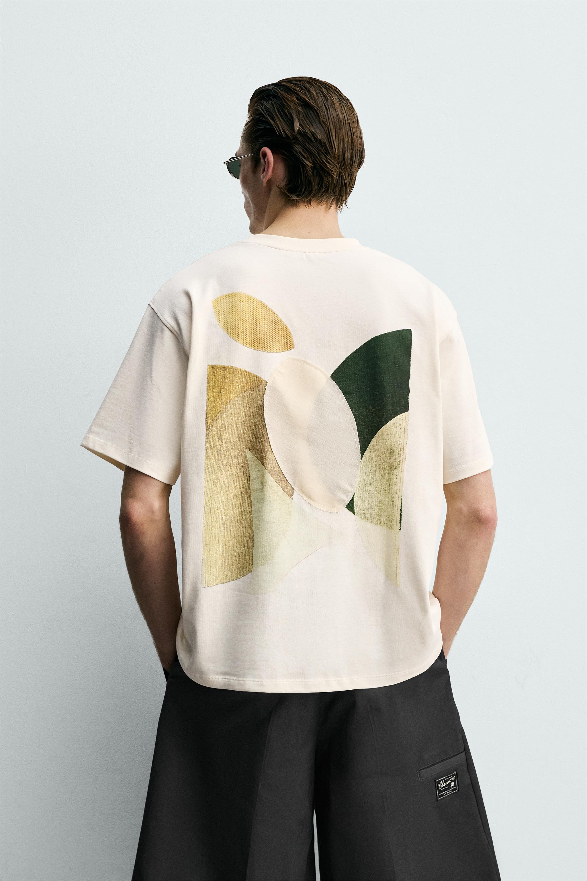 CONTRASTING PATCH TEXT T-SHIRT