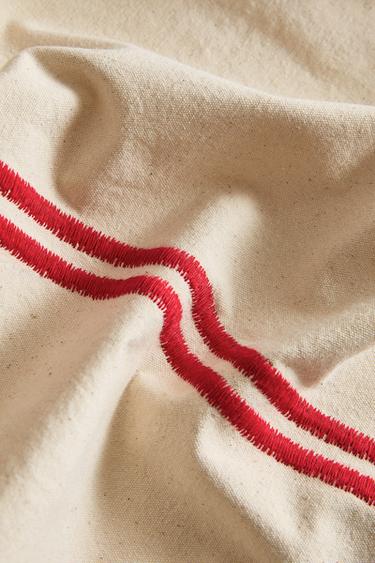 NAPPE DOUBLE RAYURE BRODÉE - Écru / Rouge de Zara - Image 3