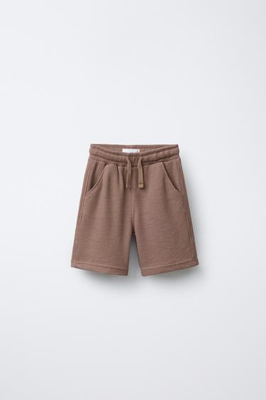 ENSEMBLE T-SHIRT ET SHORT EFFET GAUFRÉ - Marron de Zara - Image 3