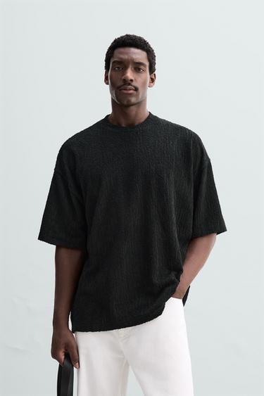 TEXTURED RELAXED FIT SWEATSHIRT - Black by Zara