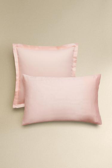 SATEEN PILLOWCASE WITH TRIM (300 THREAD COUNT) - Pastel pink by Zara