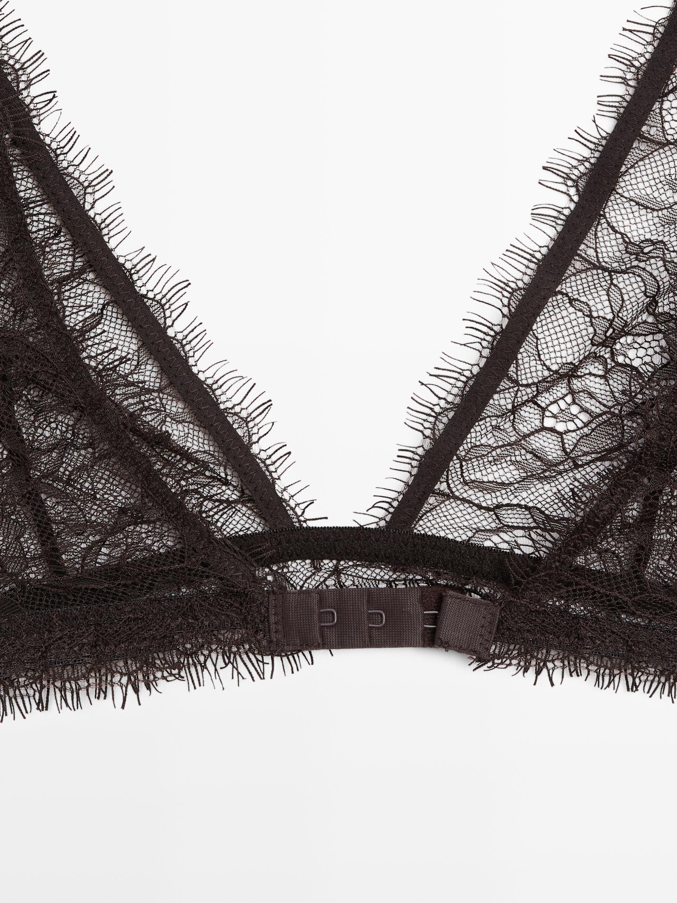 Lace bralette with floral detail