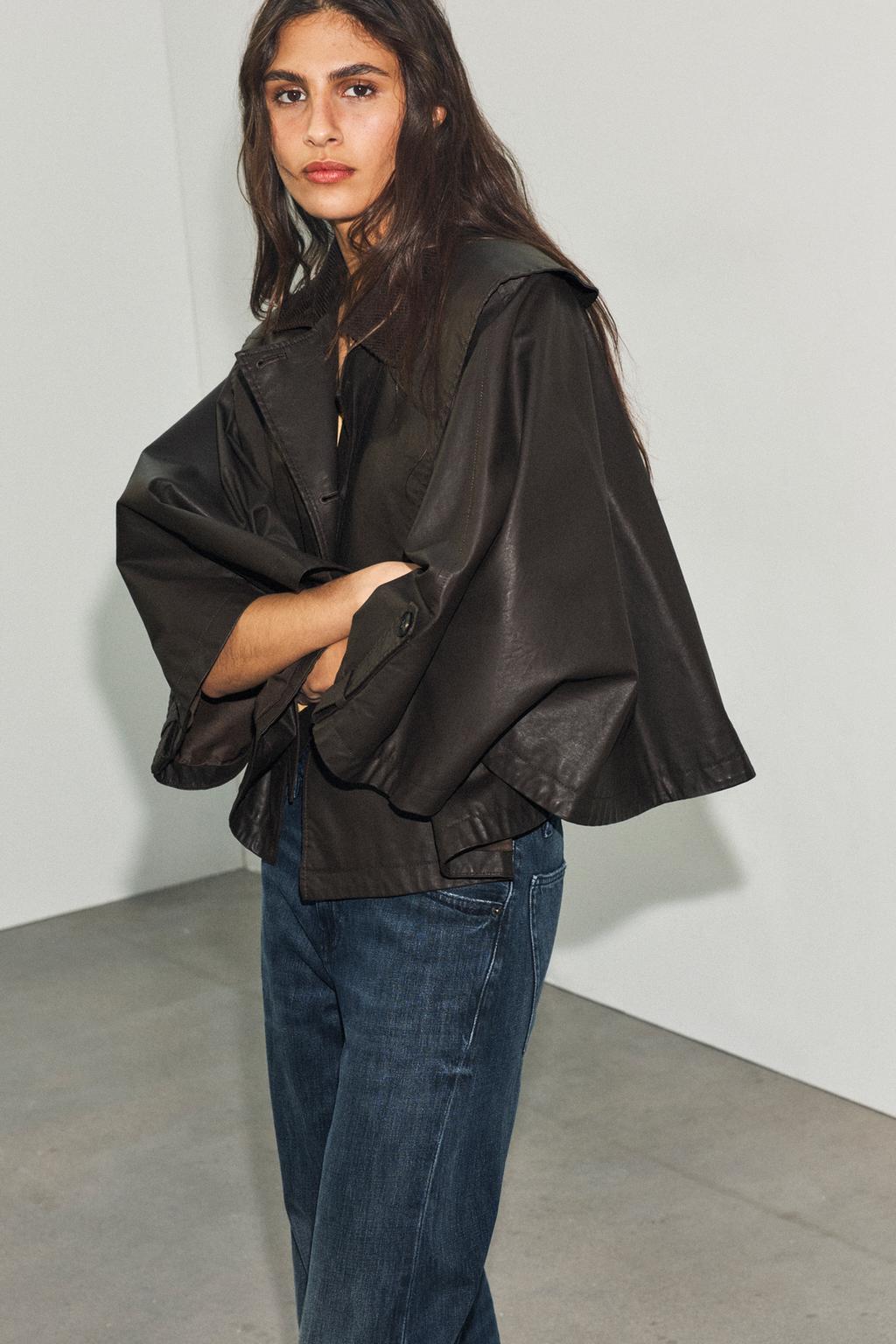 DETACHABLE LAPEL COLLAR WAXED CAPE