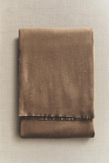 FRINGED DECORATIVE THROW - Beige by Zara - Image 4