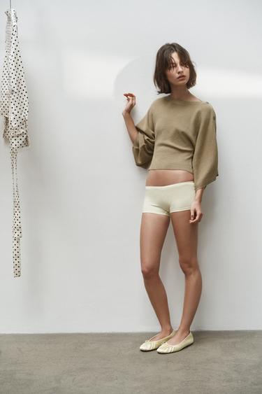 Zaras STICKAD TRÖJA MED KNAPPAR OCH VIDA ÄRMAR - Ljust beige