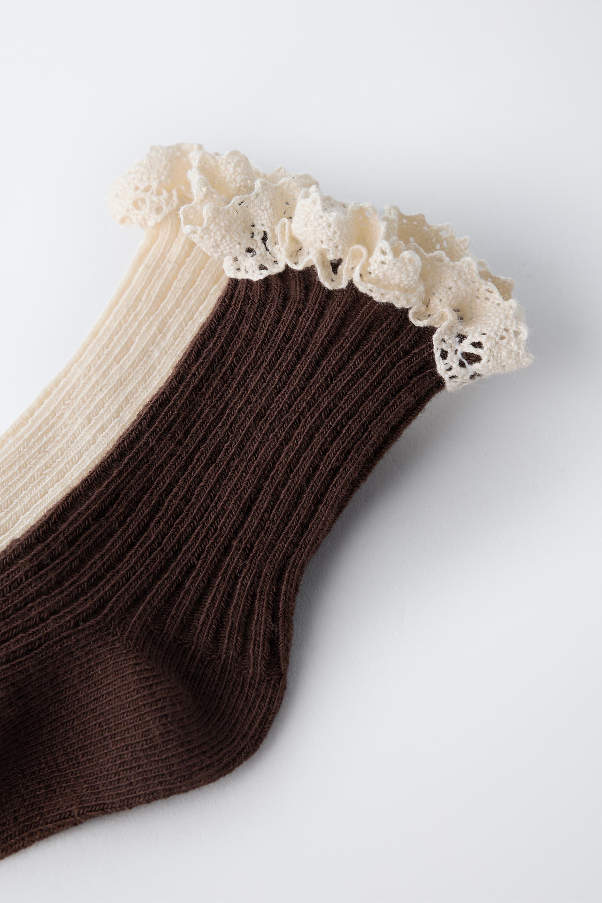 TWO-PACK OF LACE SOCKS