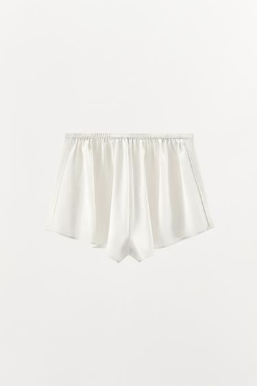 SHORT FLUIDE SATINÉ - Blanc cassé de Zara - Image 3