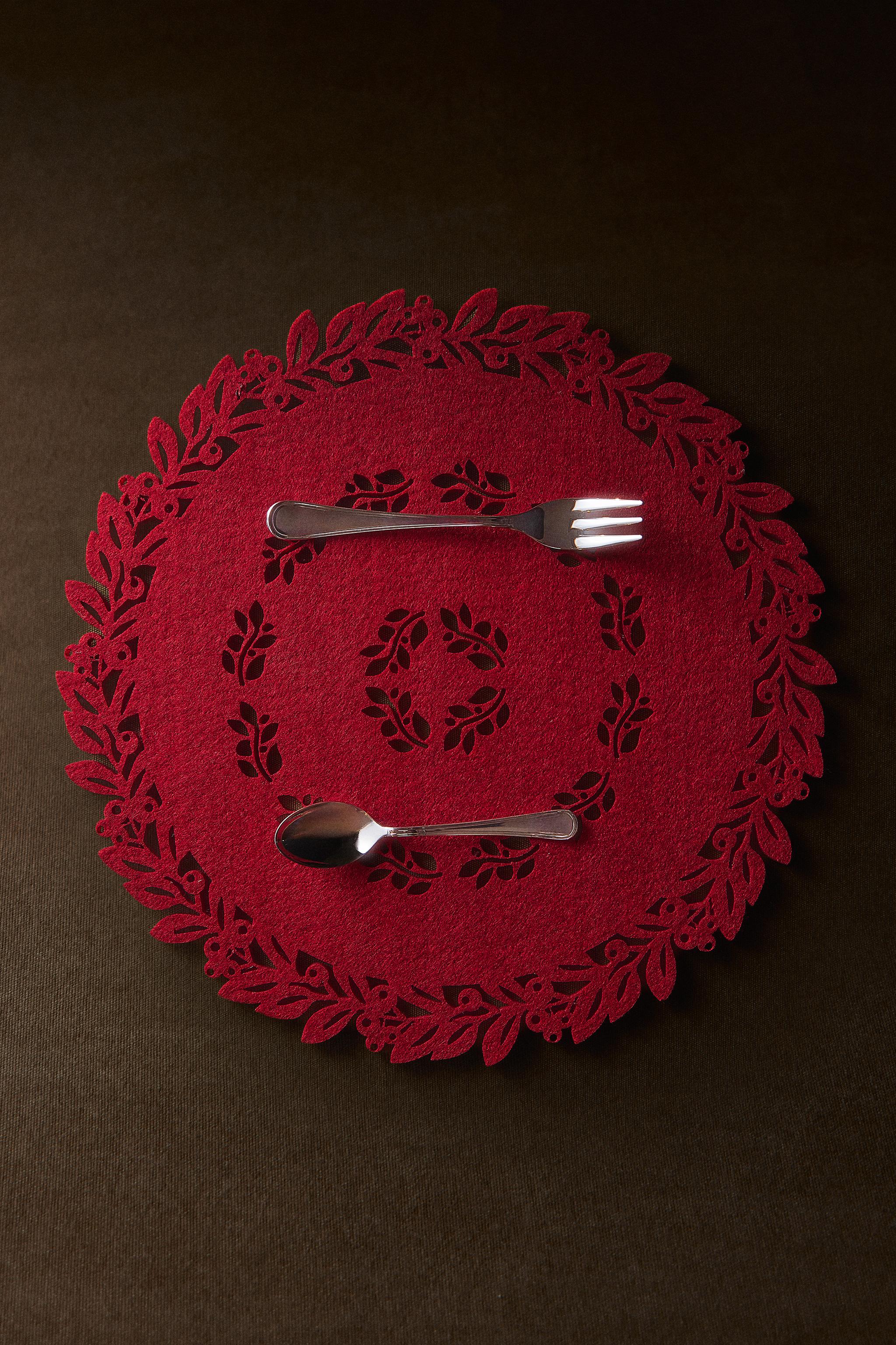 CHRISTMAS FELT PLACEMAT