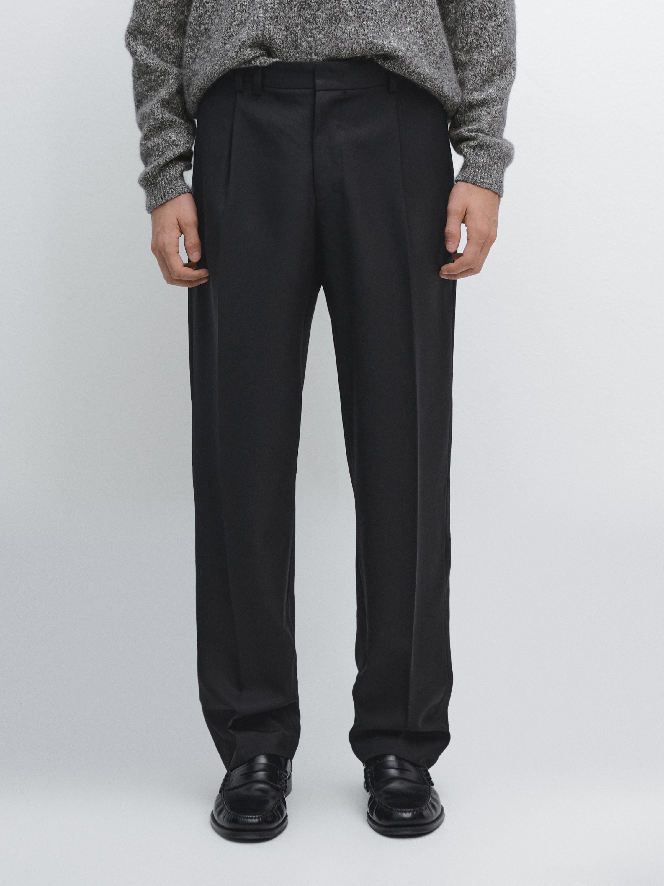 Relaxed fit trousers