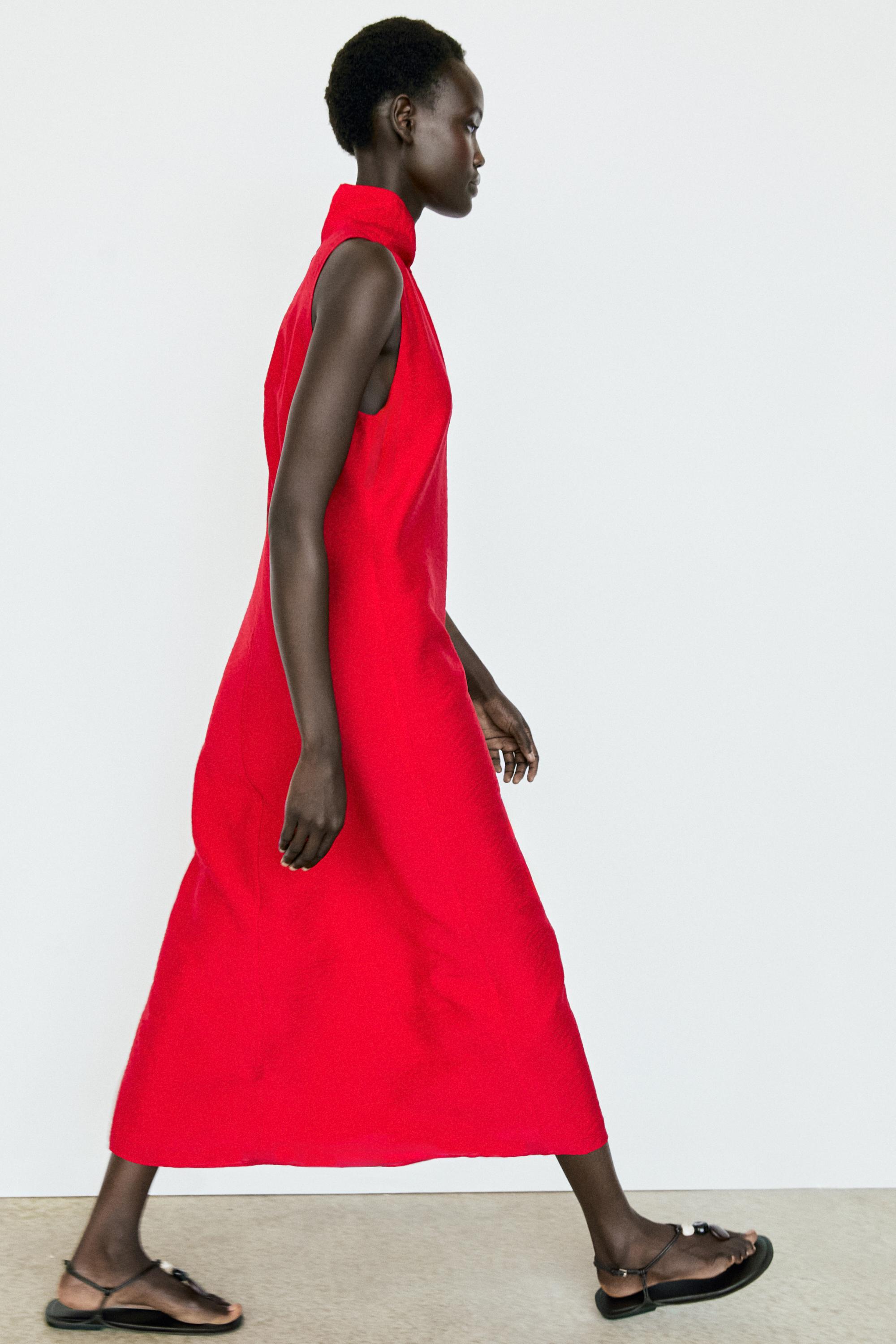 Robe midi fluide à col drapé