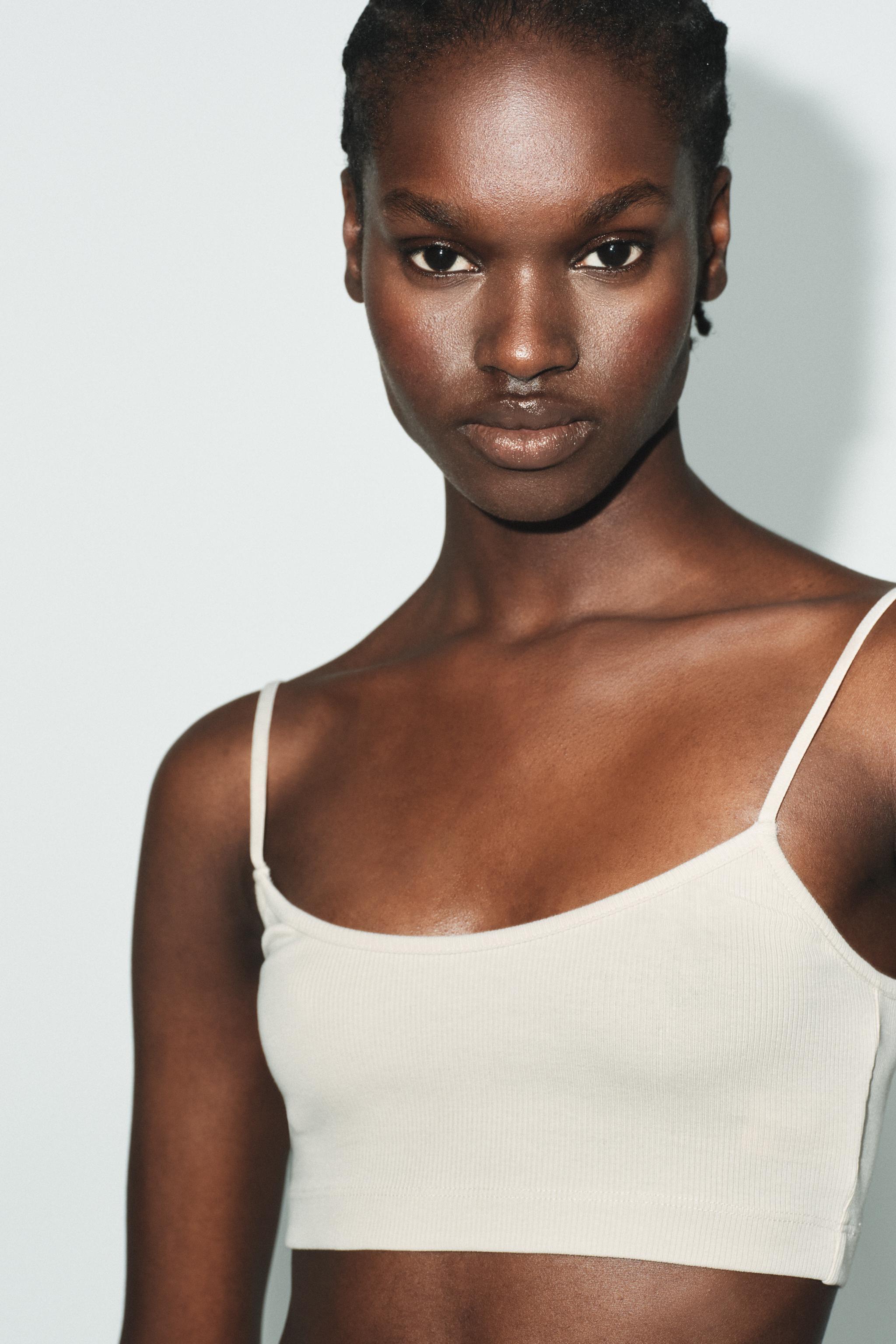SEAMLESS CROP TOP