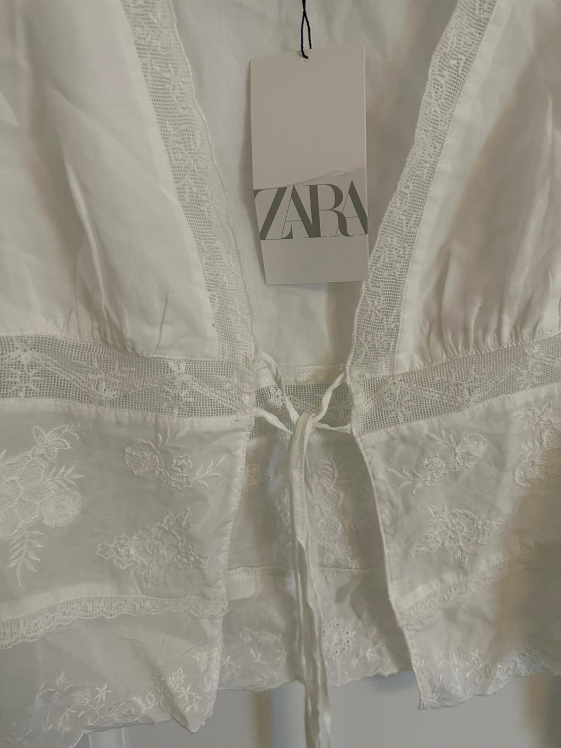 EMBROIDERED TIED SHIRT - Image 3