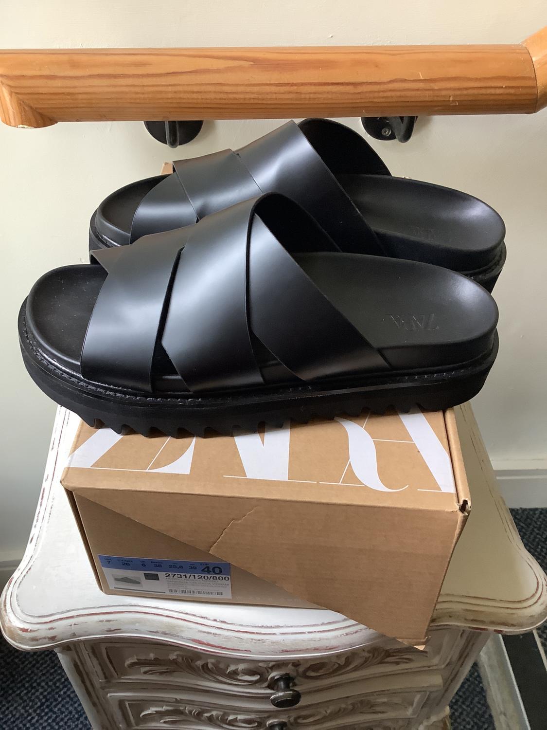 VIBRAM® LEATHER SANDALS WITH TRACK SOLE - Image 5
