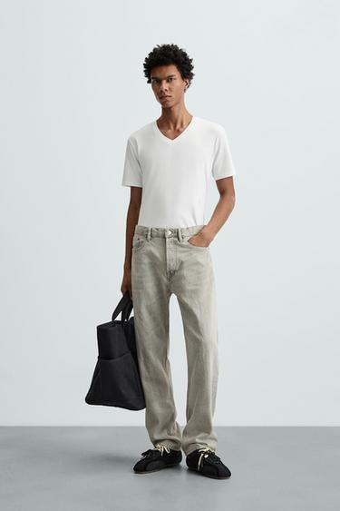 CAMISETA BÁSICA CUELLO PICO - Blanco de Zara - Imagen 0
