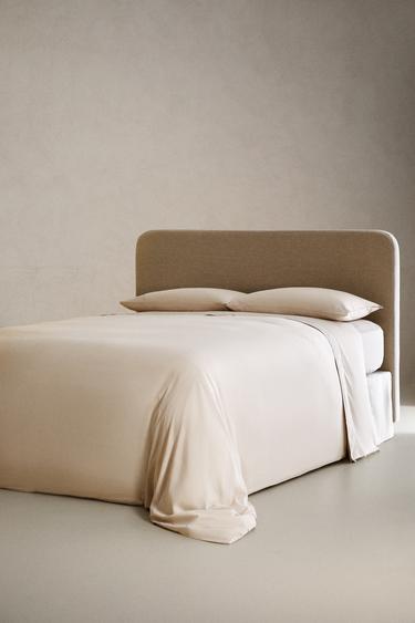 DRAP PLAT SATIN FESTON (300 FILS) - Beige de Zara - Image 5