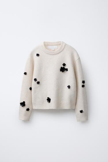 KNIT SWEATER WITH SEQUIN FLOWERS - Light beige by Zara