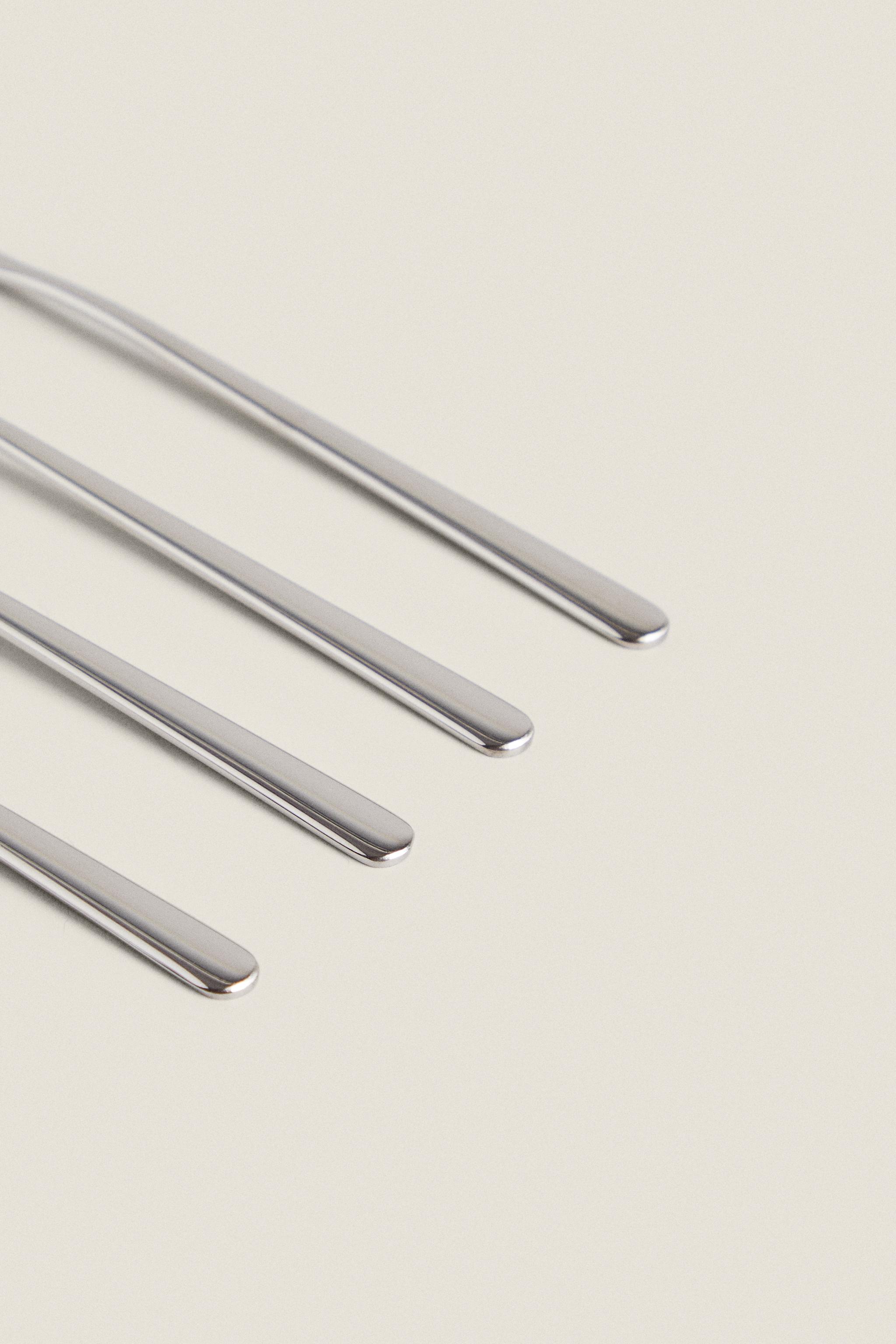SET OF SHINY STEEL DESSERT FORKS (SET OF 4)