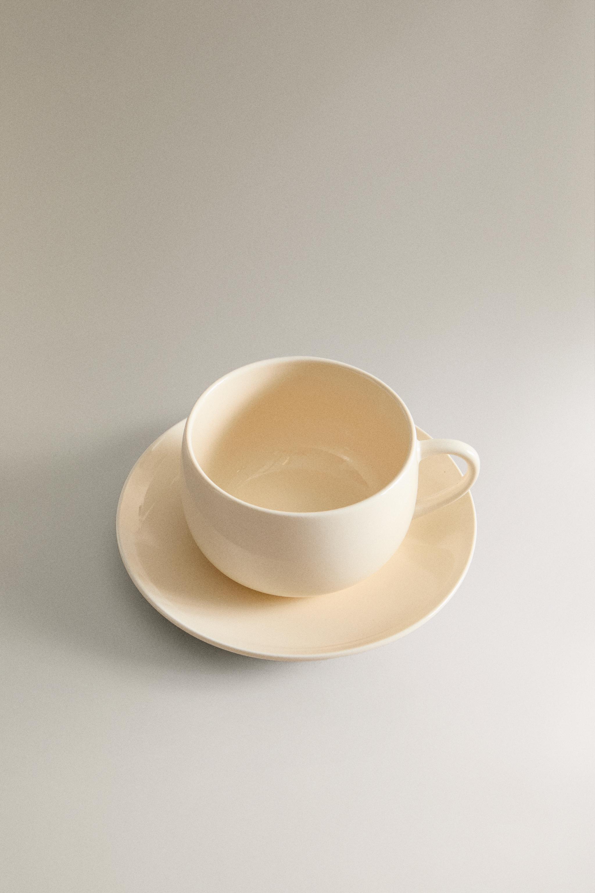 PLAIN STONEWARE TEACUP — Cream